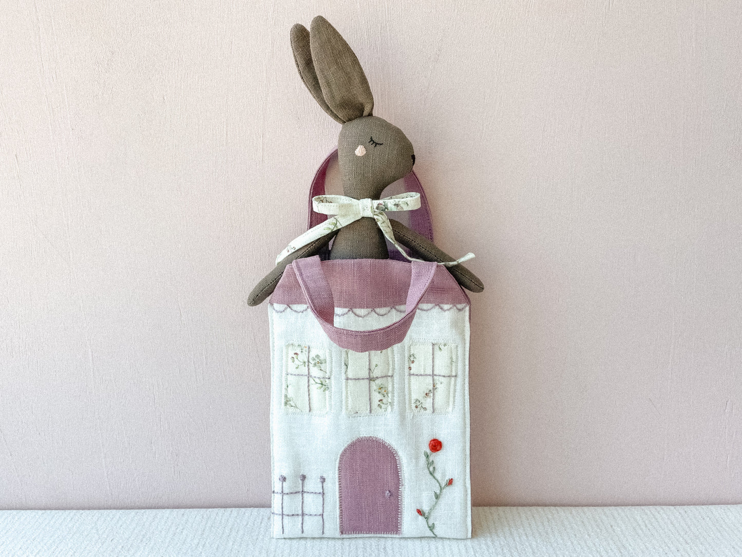 Lily bunny doll & house bag