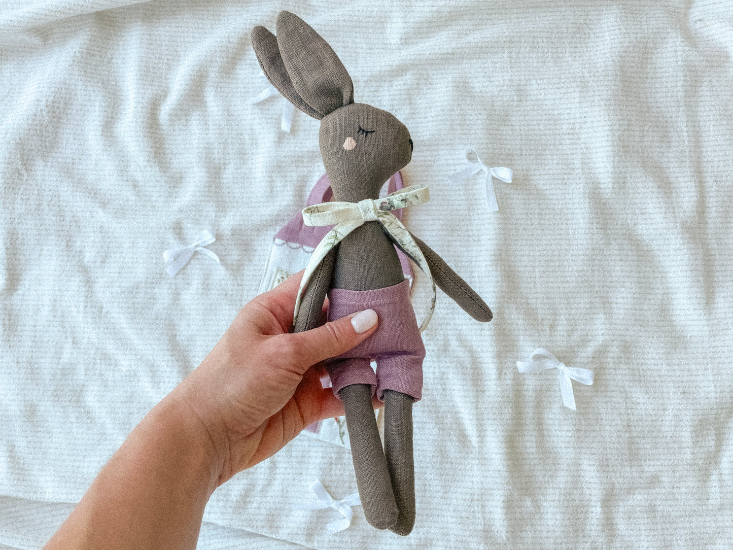Lily bunny doll & house bag