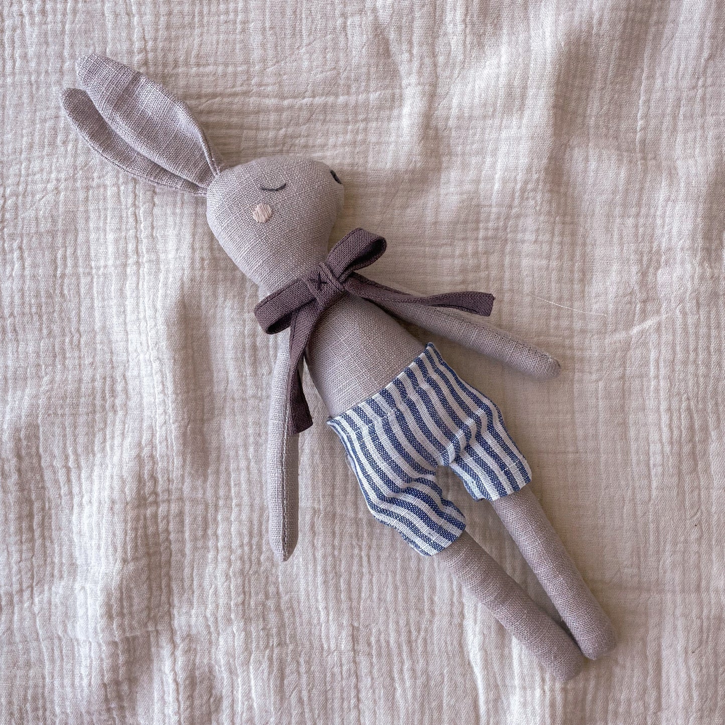 Henry bunny doll & house bag