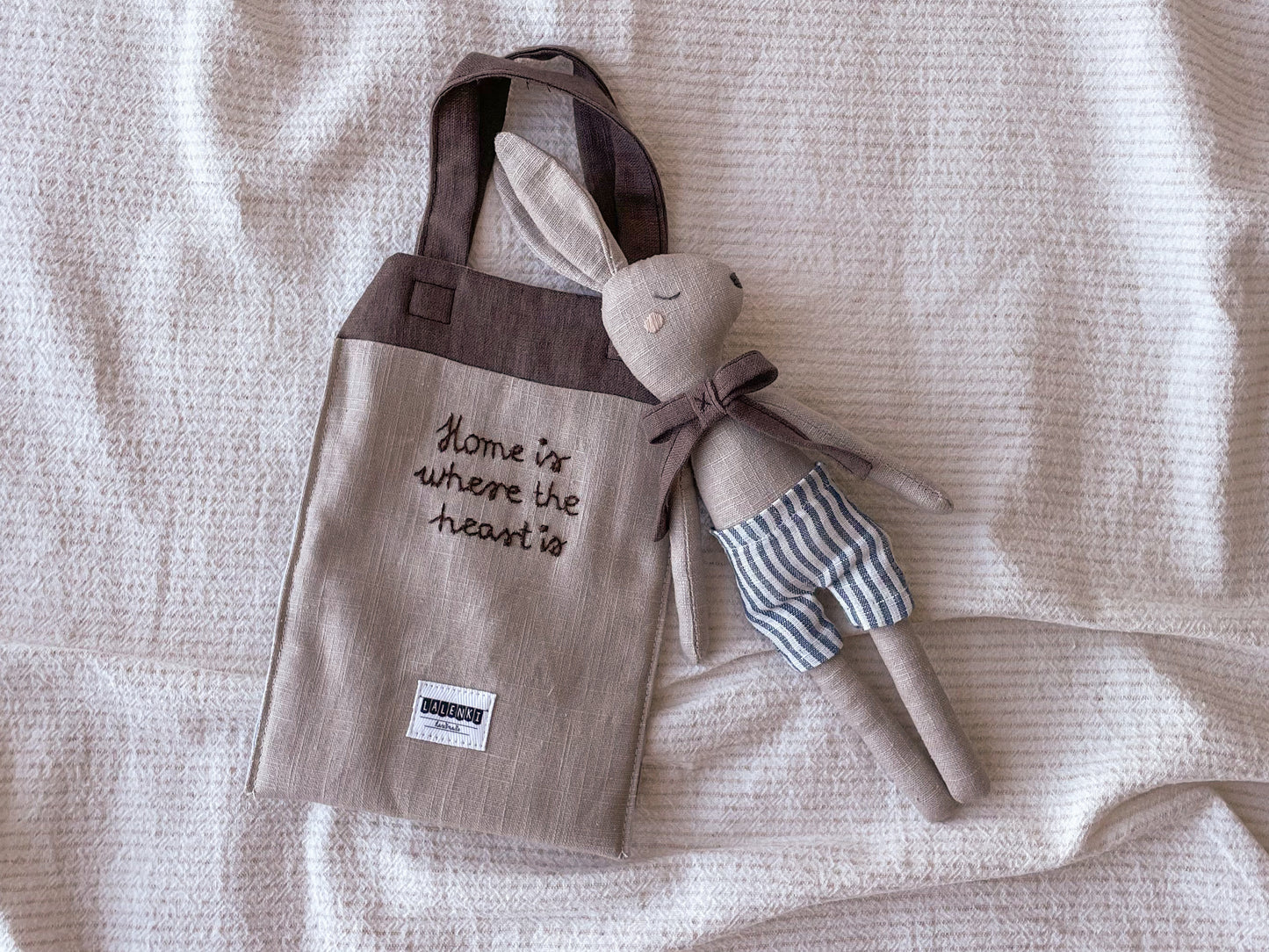 Henry bunny doll & house bag