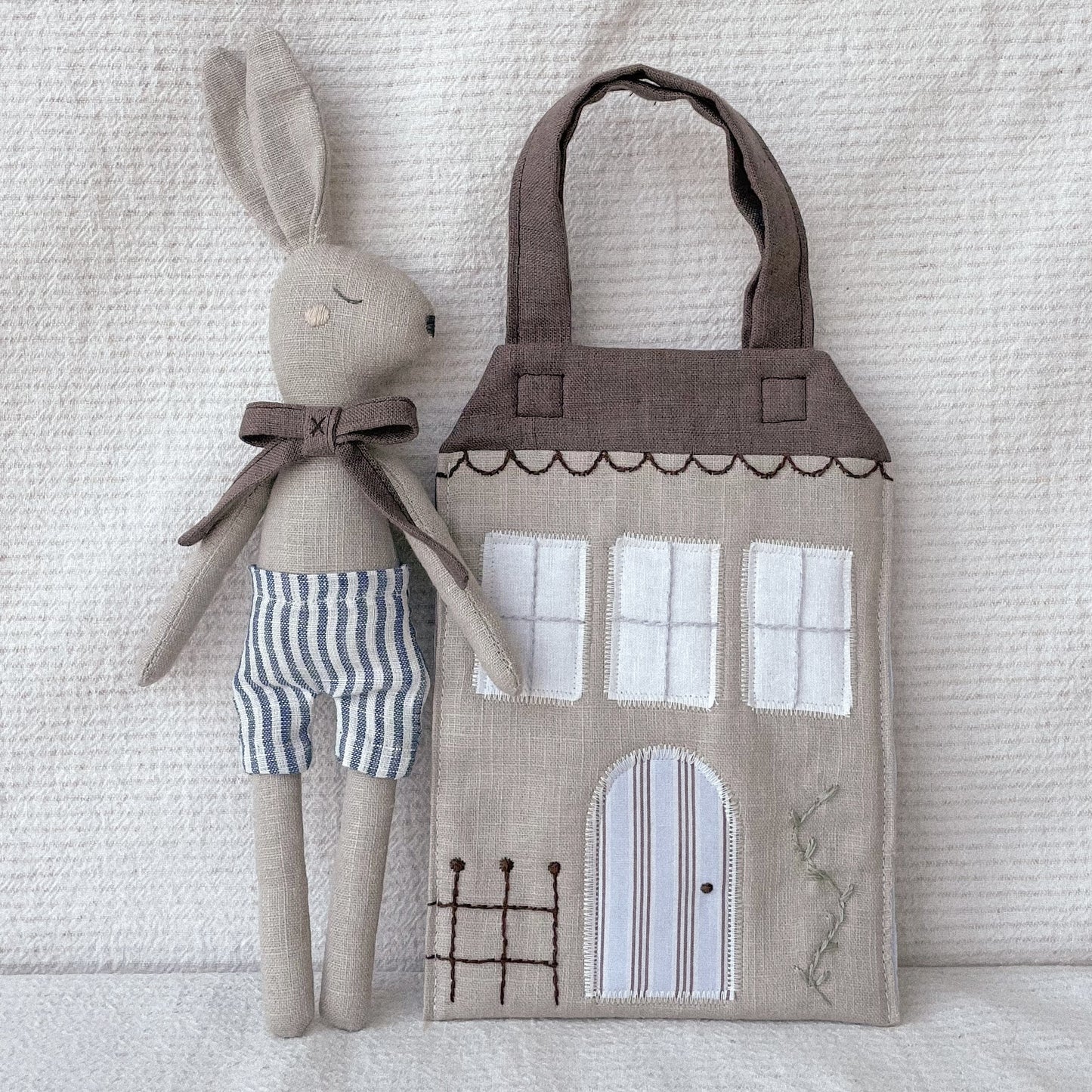 Henry bunny doll & house bag