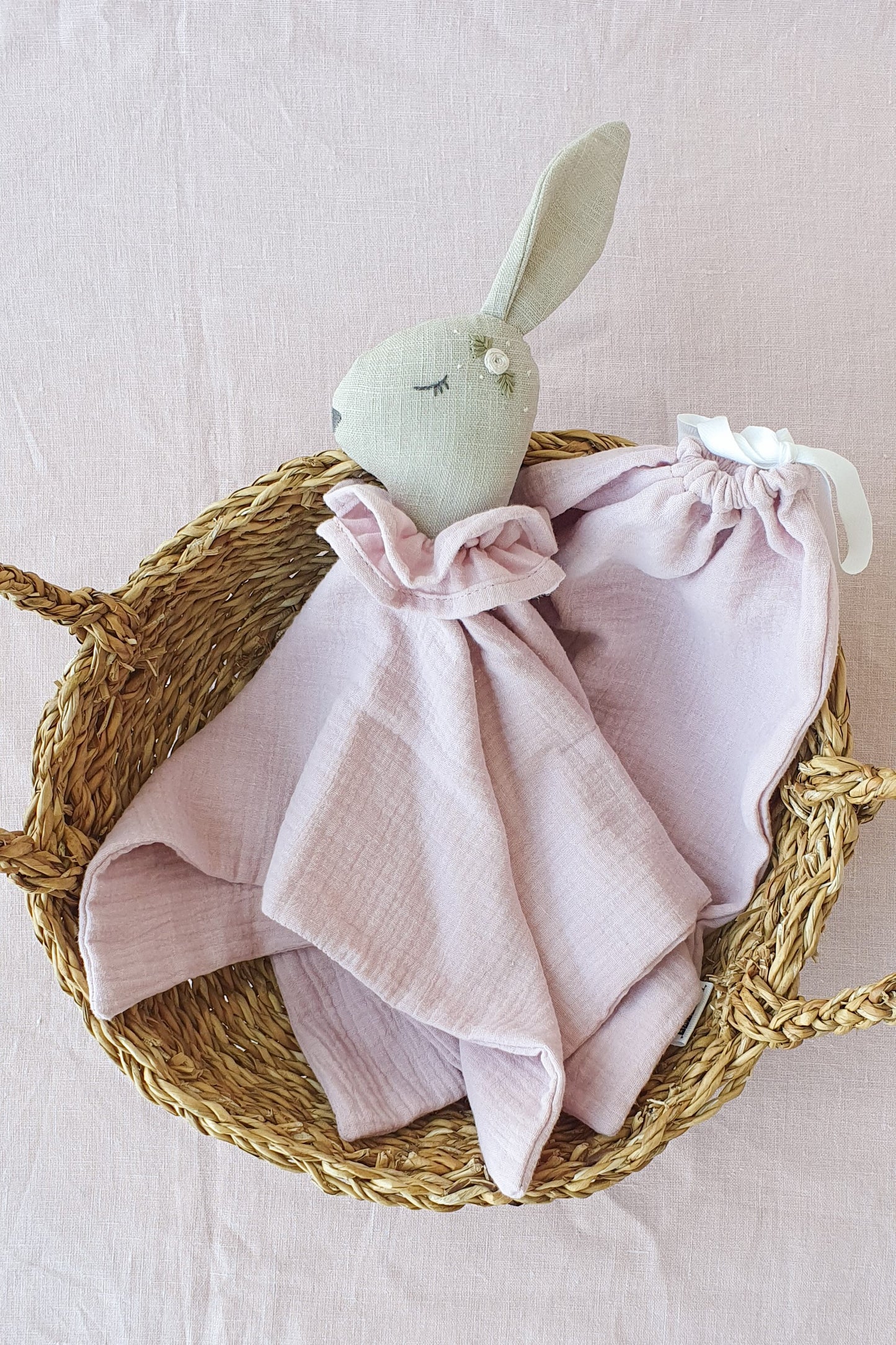 Bunny cotton comforter-dusty pink
