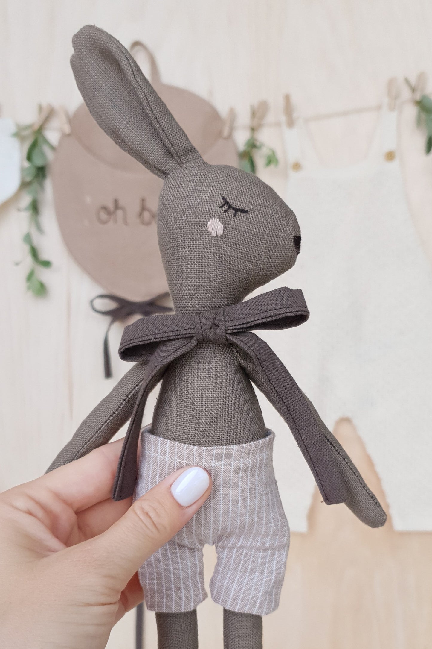 Hazel bunny doll with & balloon pocket- beige